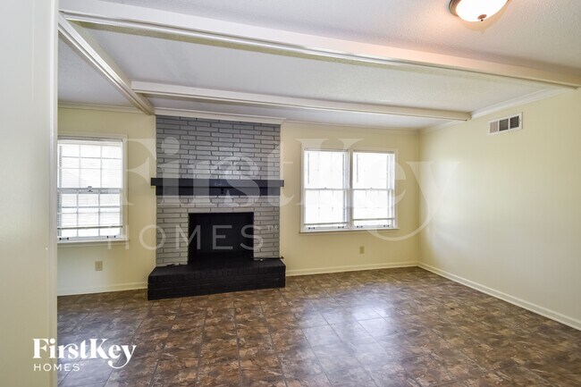 Foto del edificio - 2905 Kenneth St