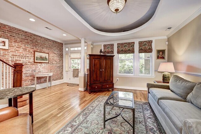 Foto del edificio - 1535 Upshur St NW