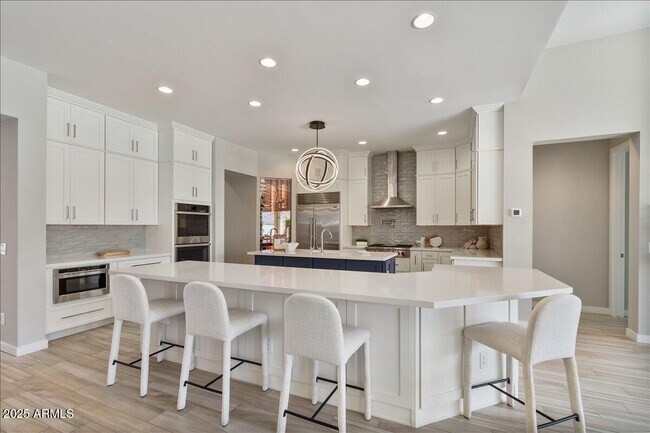 Foto del edificio - 5543 E Beryl Ave