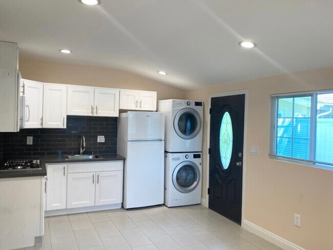 Gorgeous Kitchen w/ Stainless Steel Appliances & Plenty Of Cabinet Space - 20825 Martha St