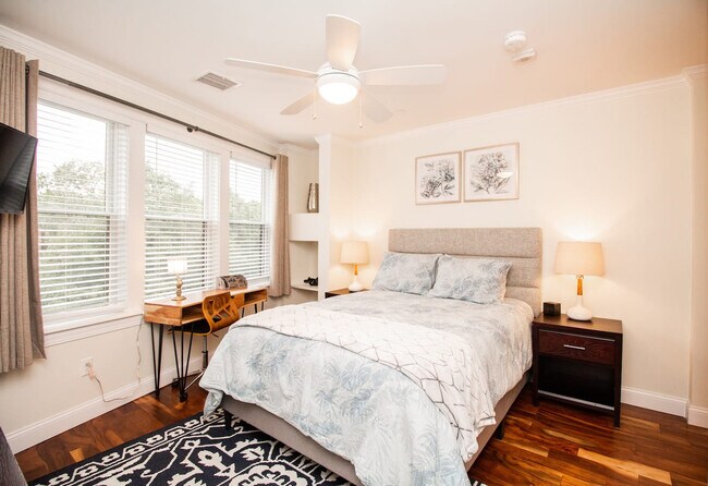 Foto del edificio - 1008 Tremont St