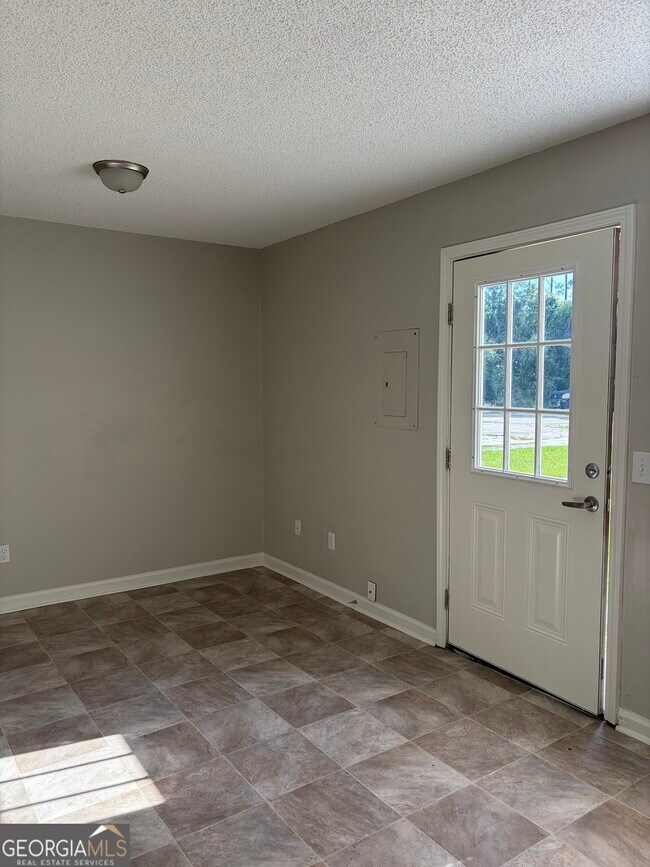 Foto del edificio - 736 Morningside Ln
