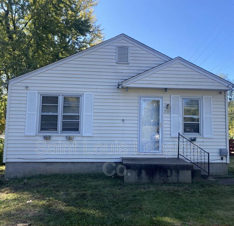 238 Manning Ave, St. Louis, MO 63135 House Rental in St. Louis, MO