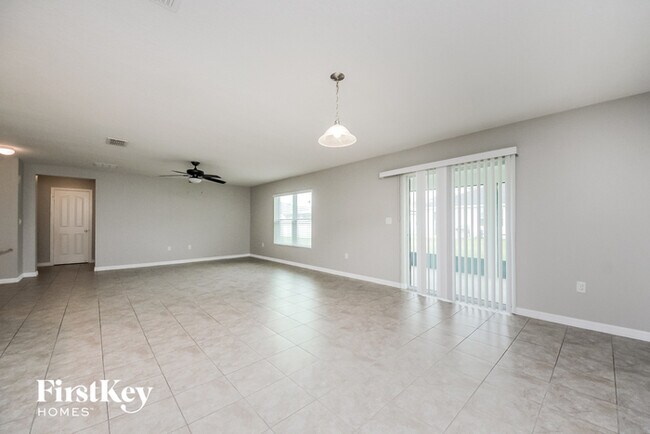 Foto del edificio - 1520 Angler Avenue