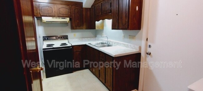 Foto del edificio - 184 Wyndale Dr