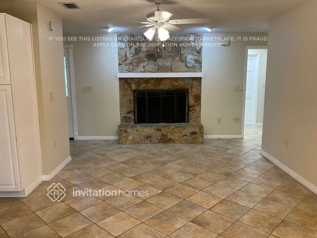 Foto del edificio - 3448 Brian Rd S
