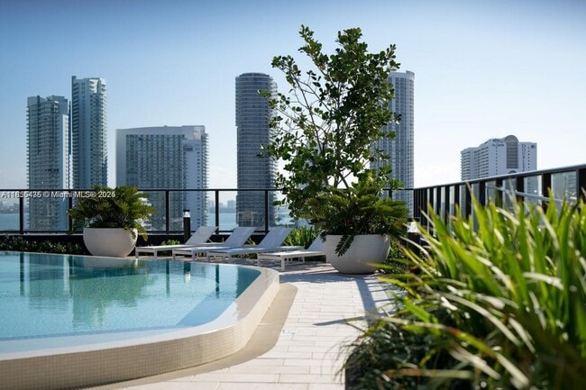 Foto del edificio - 23 NE 17th Ter