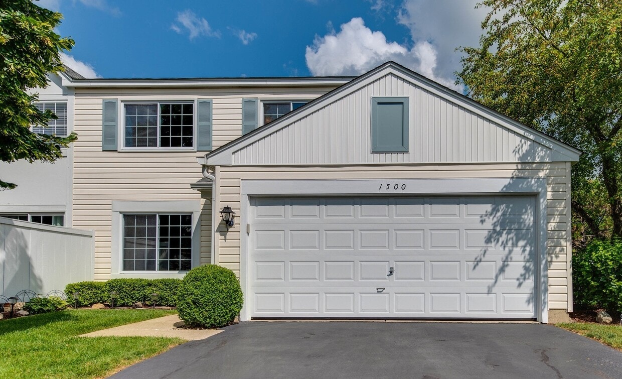1500 Normantown Rd, Naperville, IL 60564 Townhome Rentals in