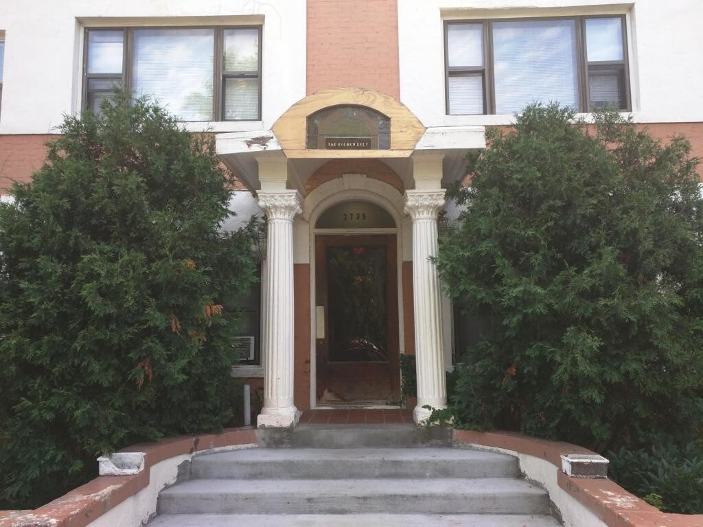 Primary Photo - 2735 Aldrich Avenue South, Unit 202
