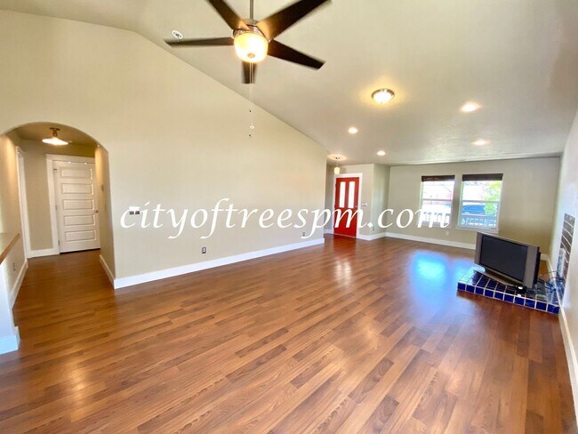 Foto del edificio - 3 br, 2 bath House - 794 W Sandbox St
