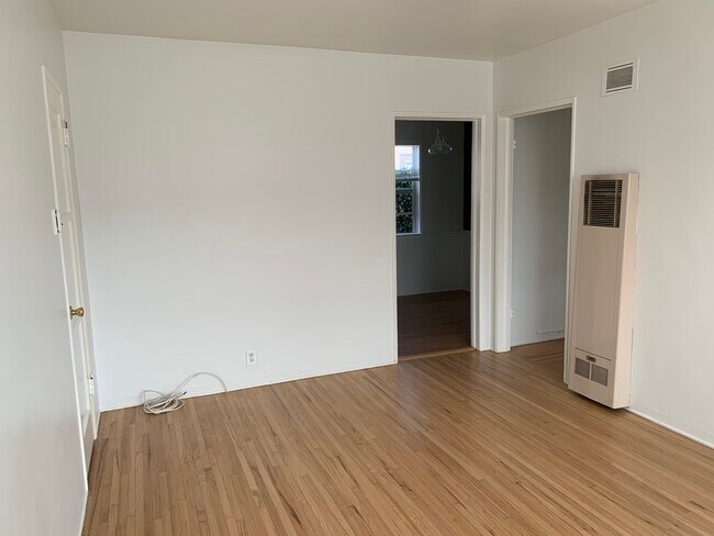 Sala de estar - 1044 Ocean Park Blvd
