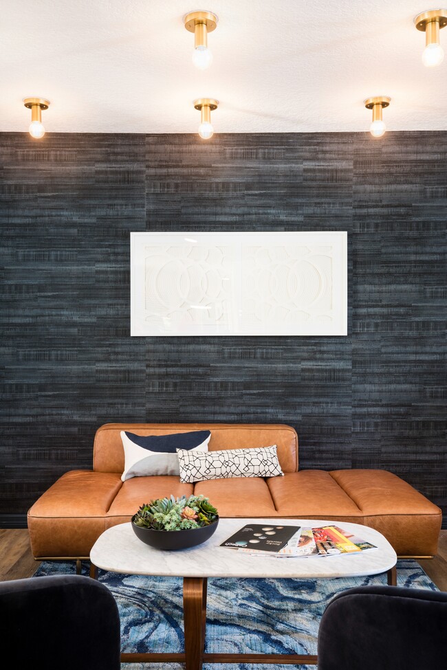 Leasing Center-1 - Northgate Lakes Apartments