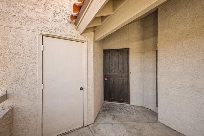 Foto del edificio - 11666 N 28th Dr