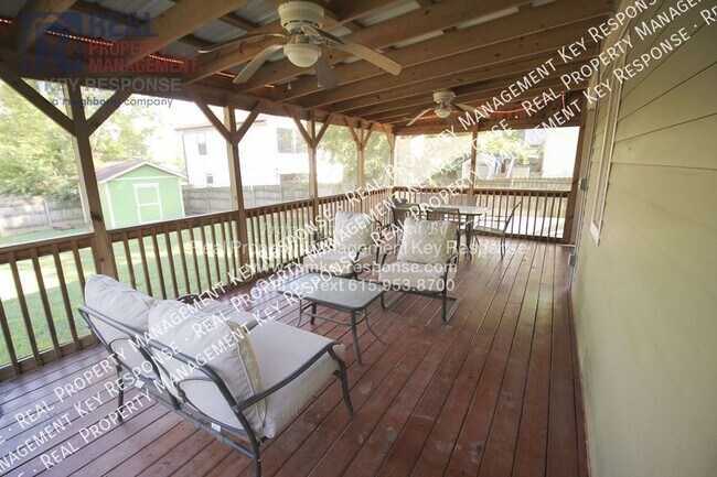 Building Photo - Cottage House in East Nashville!