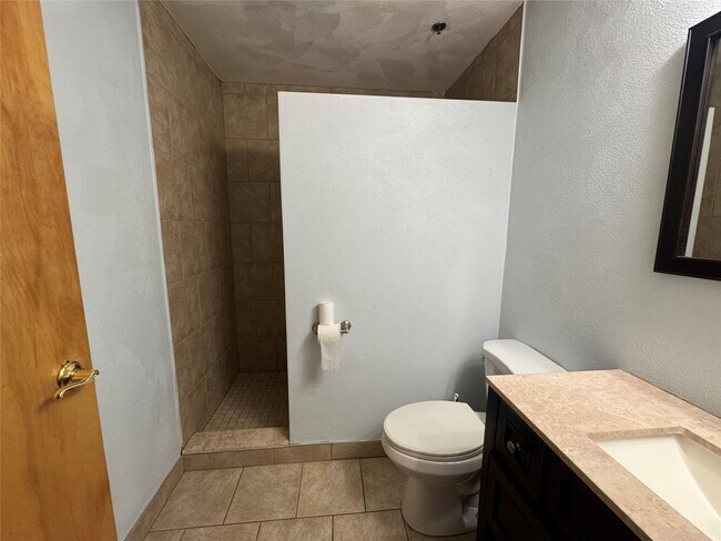 Foto del edificio - 135 Washington St