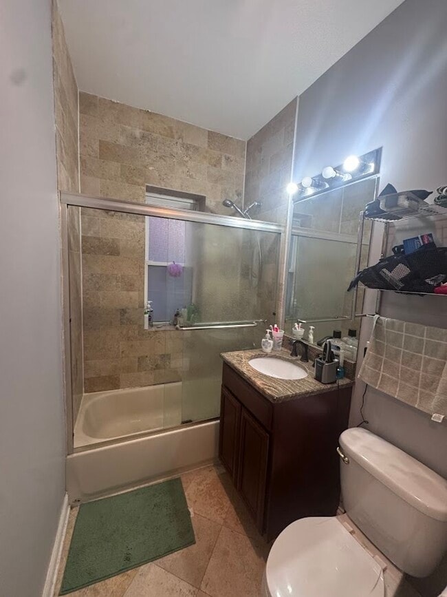 Building Photo - Available 9/1 - Bright 2-bed 2-Bath condo ...