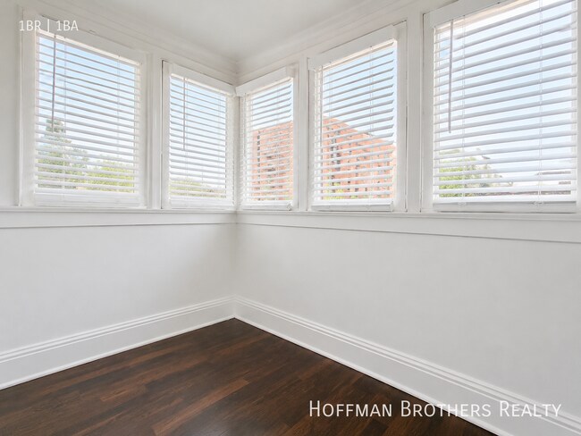 Foto del edificio - 1834 N Wilton Pl