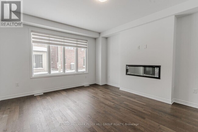 Building Photo - 61 Ennerdale St