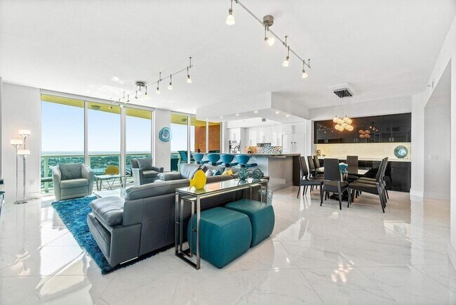 Foto del edificio - 2640 Lake Shore Dr