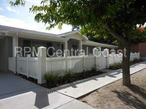 Building Photo - 422 17th St