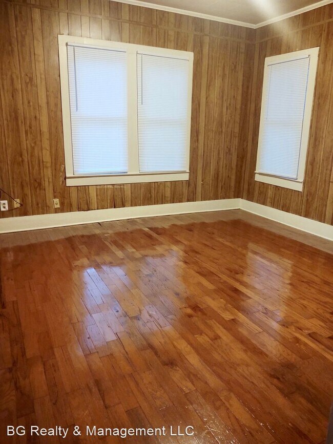 Building Photo - 2 br, 1 bath House - 1127 N Ave C