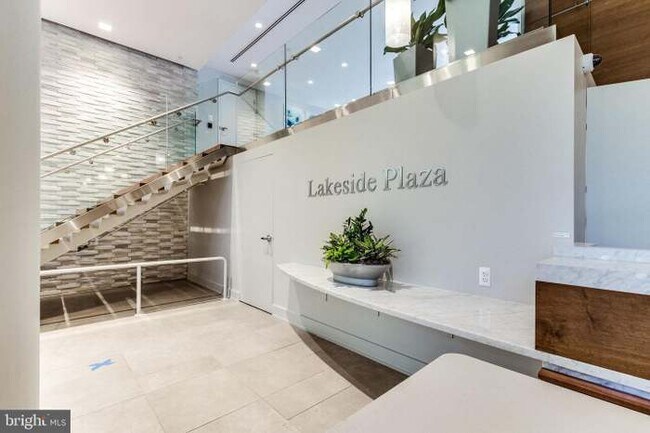 Foto del edificio - 3800 Powell Ln