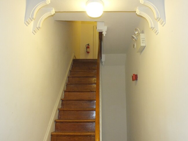 Foto del edificio - 637 N 32nd St