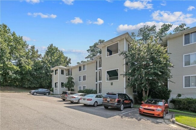 Building Photo - 2 Bedrooms 2 Bathrooms Condo