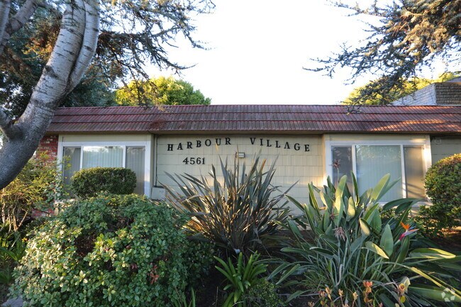 Foto del edificio - Harbour Village