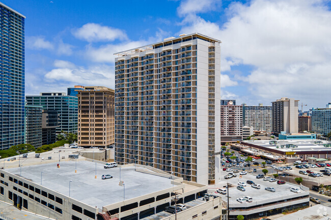 Building Photo - Kapiolani Manor