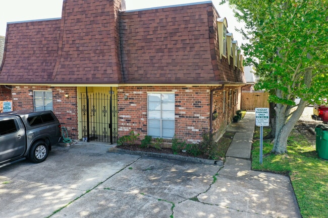 Building Photo - 3012 12th St