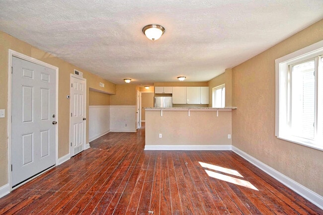MOVE IN TODAY! - 1526 Blair Ave