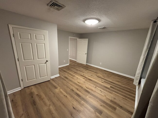 Foto del edificio - 1522 Main St