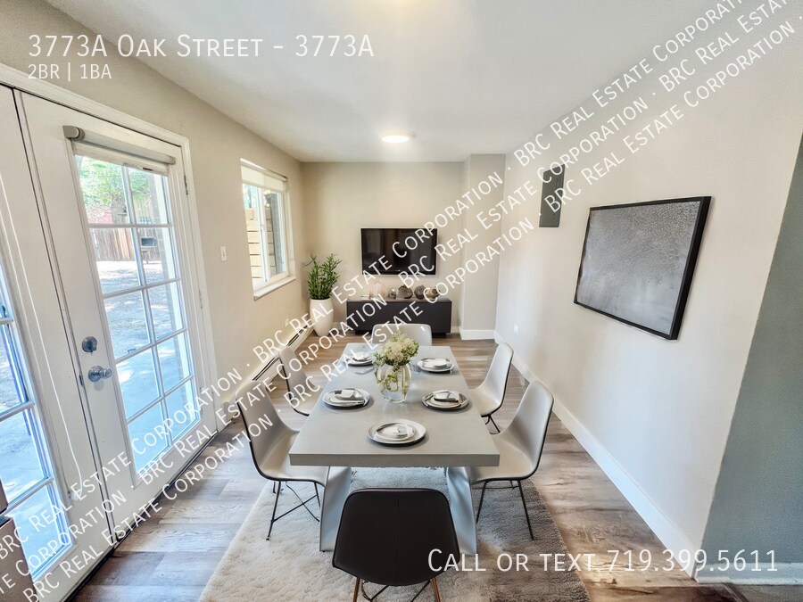 Photo - 3773A Oak Street-3773A
