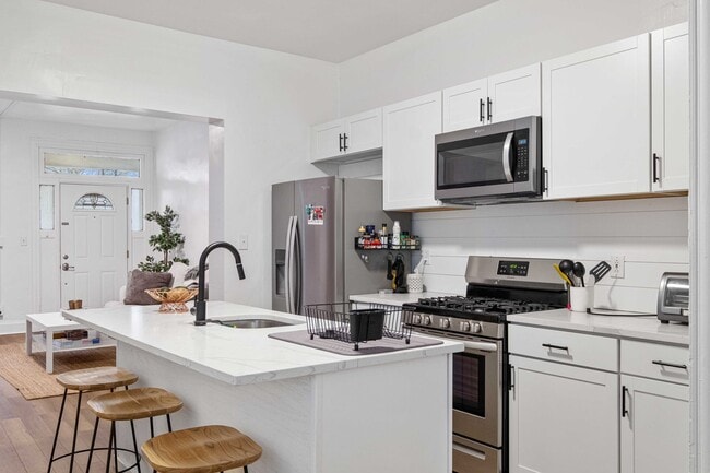 Photo - 2230 Tilbury Ave Apartment