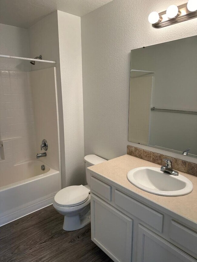 Foto del edificio - 11811 Clover Field Ln