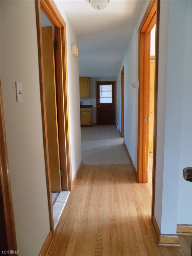 144 Pierremount Ave, New Britain, CT 06053 Condo for Rent in New