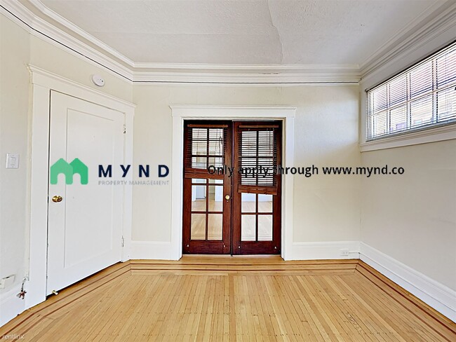 Building Photo - 240 Grand Ave