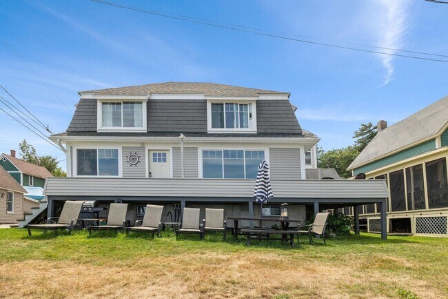 Foto del edificio - *Price Drop!* Your Dream Winter Retreat Aw...