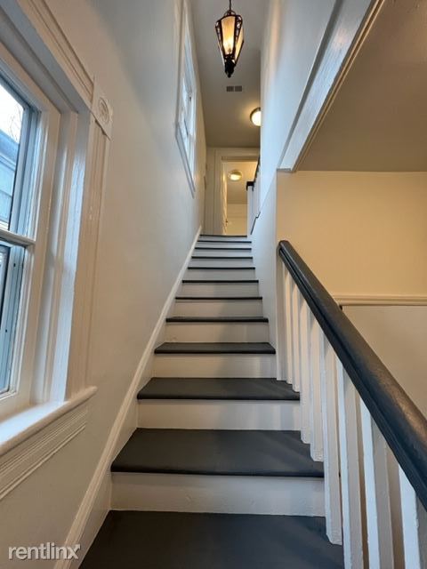 Foto del edificio - 1 br, 1 bath House - 628 Joyner St Apt B