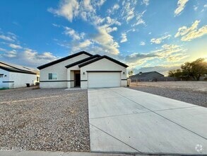 Building Photo - 8477 W Tinajas Dr