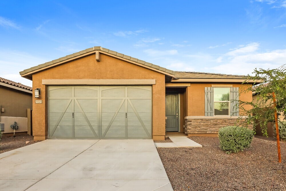 Foto principal - 25320 N 144th Ln