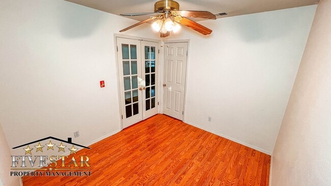 Foto del edificio - 4710 Polo Wood St