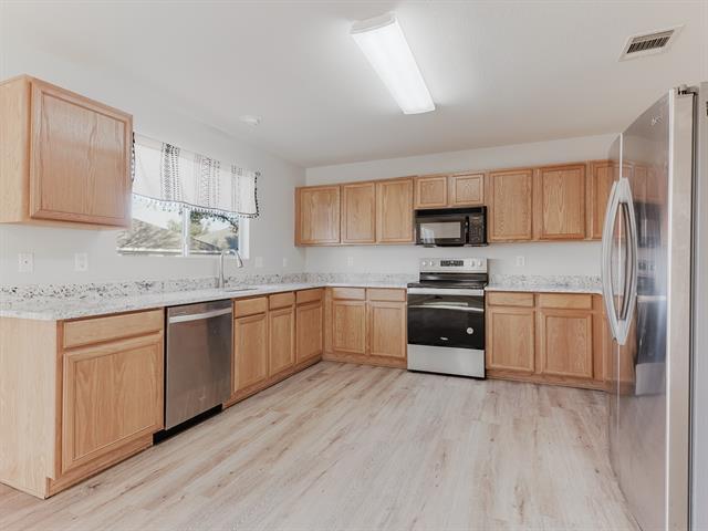 Foto del edificio - 4901 Thorn Hollow Dr