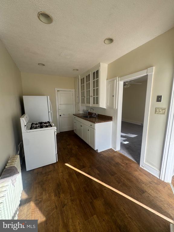 Building Photo - 2410 N Monroe St