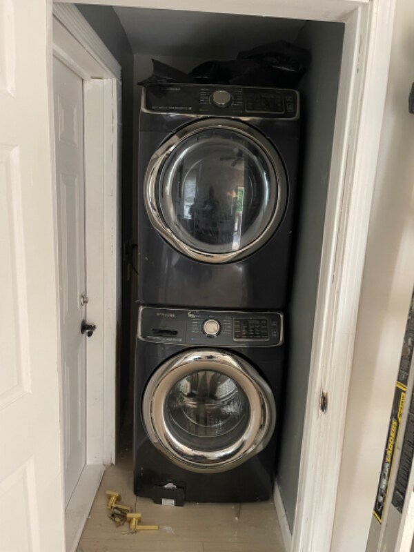 Foto principal - 916 Ridge Ave