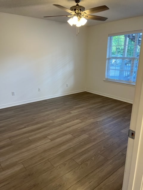 Building Photo - 1800 Tsuga Way