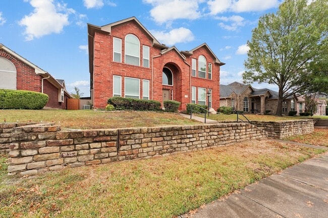 Building Photo - 1226 Rivercrest Dr