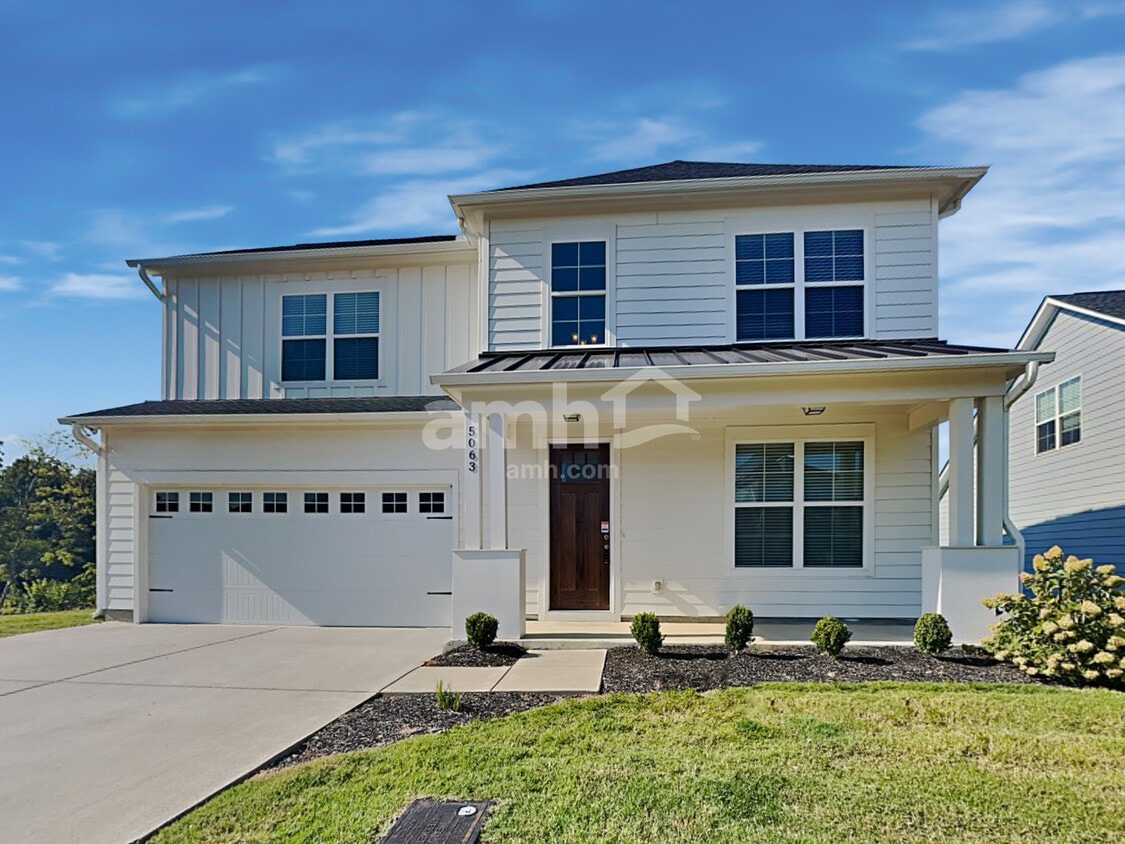 Foto principal - 5063 Mountain Springs Rd