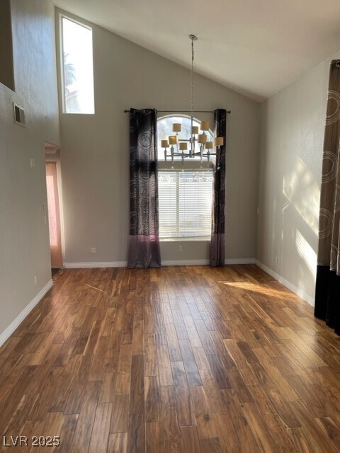 Foto del edificio - 8405 Luna Bay Ln